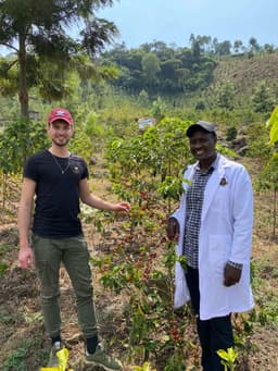 Kenya Ol'ochoy - thumbnail 3